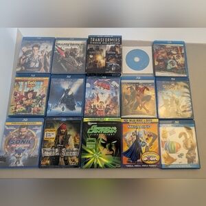 Bundle of 15 Blu-ray DVDMegamind, Transformers, Green Lantern, Pan, etc...